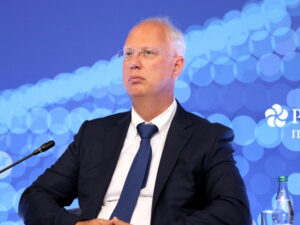 Дмитриев прокомментировал заявление канцлера Германии о сирийских беженцах