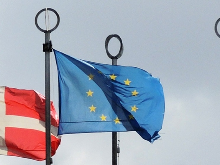 Премьер Бельгии де Вевер: изъятие активов России нарушит международное право