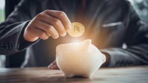 Куда россиянам инвестировать деньги в 2026 году