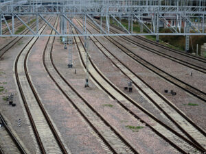 Восемь пассажирских поездов задерживаются из-за взрыва в Тамбовской области