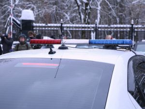 Россиянин разбился насмерть, спускаясь с 9-го этажа по связанным простыням