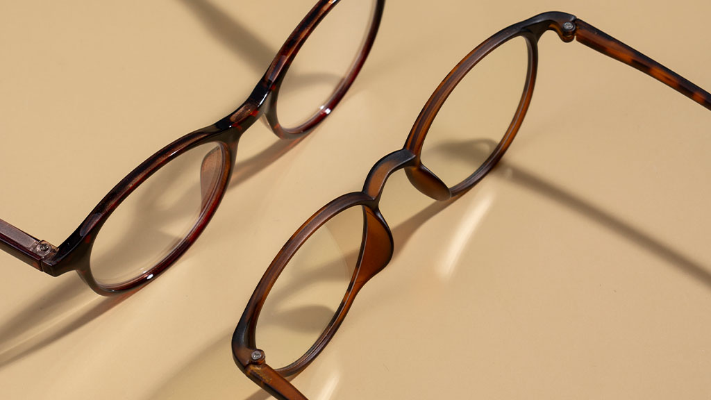 Специалист Пироговского Университета назвал риски покупки очков онлайн