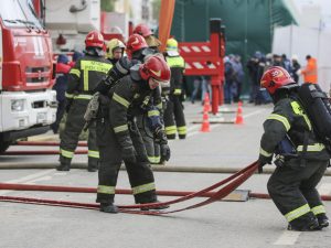 В результате атаки ВСУ произошло возгорание на территории НПЗ