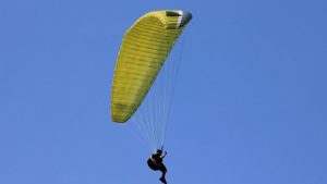 В Кабардино-Балкарии разбился парапланерист из Москвы