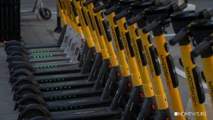Минтранс РФ подготовил предложения по регулированию движения электросамокатов по тротуарам