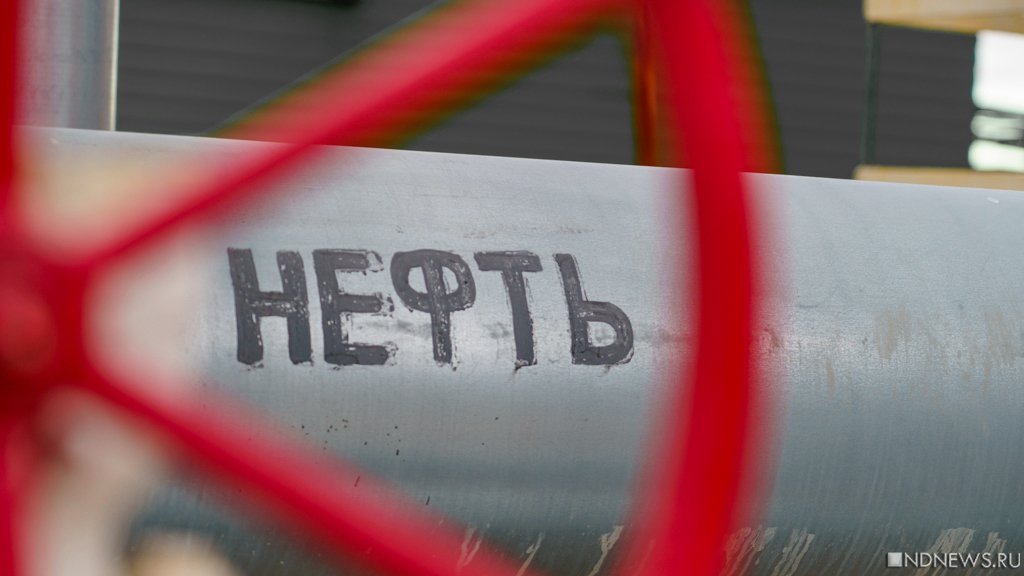 Российскими военными отражена атака на Тюменский НПЗ