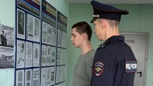 Полиция задержала студента, который покупал пиццу, представляясь Гитлером