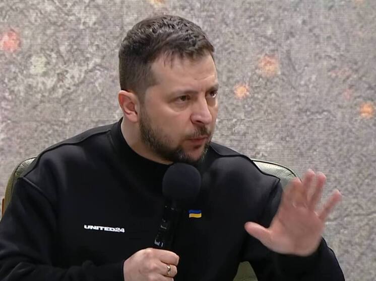 «Похищающий отцов»: Зеленского разнесли после нового поздравления