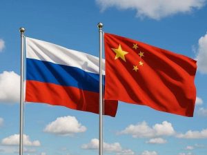 Ван И призвал Россию усилить ШОС и создать противовес Западу