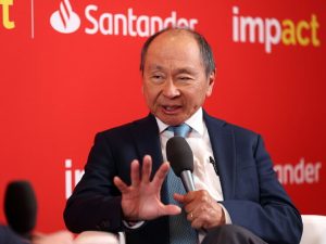 Фукуяма раскритиковал власти США за пересмотр американской идентичности