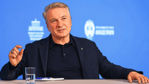 Герман Греф: у Сбера — полностью свои модели ИИ, у «Яндекса» — китайский Qwen