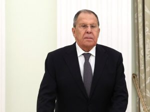 Лавров прилетел в Киргизию