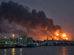 Три снаряда попали в фабрику воды в иранской провинции Илам